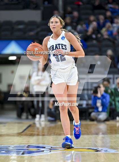 Thumbnail 1 in Greensburg vs. Norwell photogallery.