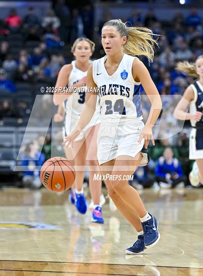 Thumbnail 3 in Greensburg vs. Norwell photogallery.