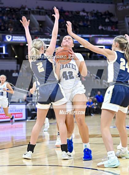 Thumbnail 2 in Greensburg vs. Norwell photogallery.