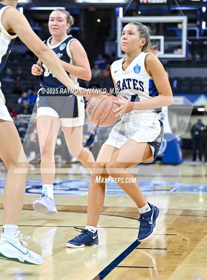 Thumbnail 2 in Greensburg vs. Norwell photogallery.