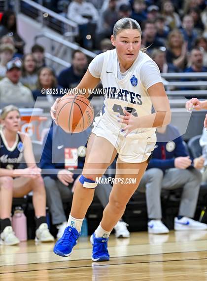 Thumbnail 3 in Greensburg vs. Norwell photogallery.
