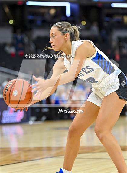Thumbnail 1 in Greensburg vs. Norwell photogallery.