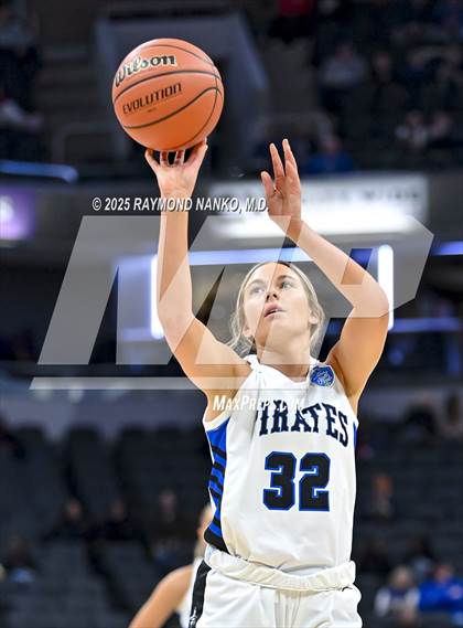 Thumbnail 3 in Greensburg vs. Norwell photogallery.