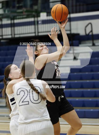 Thumbnail 3 in Logan @ Ridgeline photogallery.