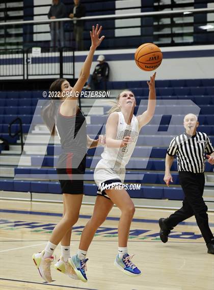 Thumbnail 2 in Logan @ Ridgeline photogallery.