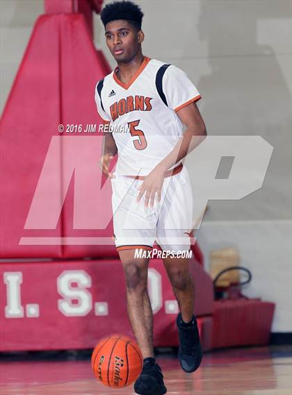 Thumbnail 3 in Dobie vs. Humble (McDonald's Texas Invitational) photogallery.