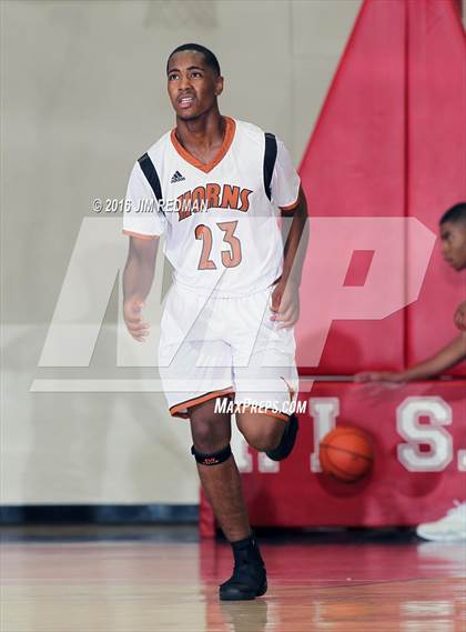 Thumbnail 1 in Dobie vs. Humble (McDonald's Texas Invitational) photogallery.