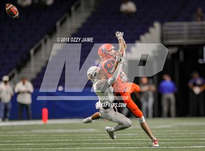 Thumbnail 2 in Hanna vs. Brandeis (UIL 6A Regional Playoff) photogallery.