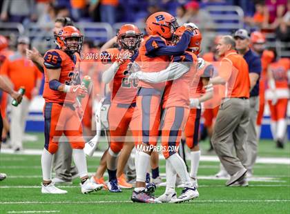 Thumbnail 1 in Hanna vs. Brandeis (UIL 6A Regional Playoff) photogallery.