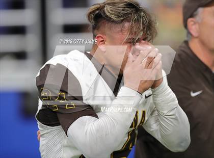 Thumbnail 1 in Hanna vs. Brandeis (UIL 6A Regional Playoff) photogallery.