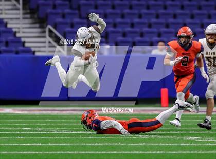 Thumbnail 2 in Hanna vs. Brandeis (UIL 6A Regional Playoff) photogallery.