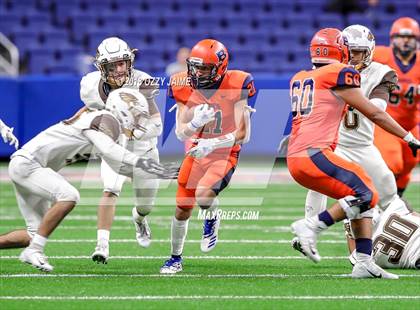 Thumbnail 1 in Hanna vs. Brandeis (UIL 6A Regional Playoff) photogallery.