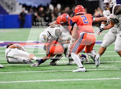 Thumbnail 2 in Hanna vs. Brandeis (UIL 6A Regional Playoff) photogallery.
