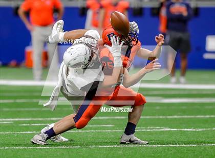 Thumbnail 2 in Hanna vs. Brandeis (UIL 6A Regional Playoff) photogallery.
