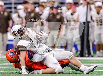 Thumbnail 2 in Hanna vs. Brandeis (UIL 6A Regional Playoff) photogallery.