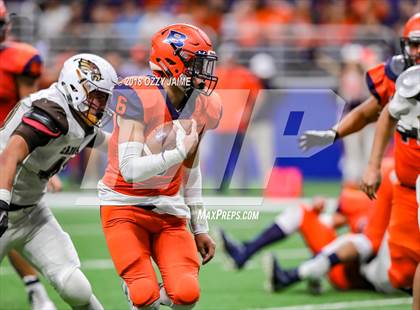 Thumbnail 3 in Hanna vs. Brandeis (UIL 6A Regional Playoff) photogallery.