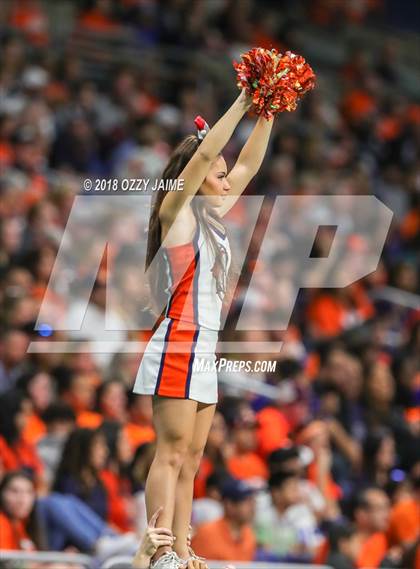Thumbnail 1 in Hanna vs. Brandeis (UIL 6A Regional Playoff) photogallery.