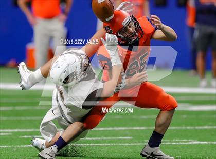 Thumbnail 3 in Hanna vs. Brandeis (UIL 6A Regional Playoff) photogallery.