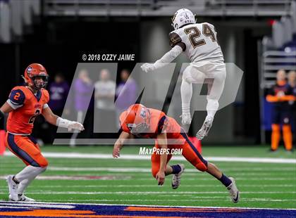 Thumbnail 2 in Hanna vs. Brandeis (UIL 6A Regional Playoff) photogallery.