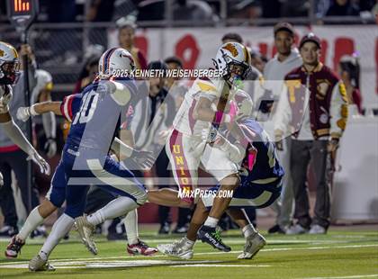 Thumbnail 3 in Tulare Union @ Tulare Western photogallery.