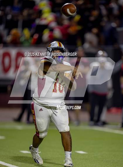 Thumbnail 2 in Tulare Union @ Tulare Western photogallery.