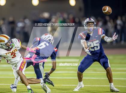 Thumbnail 1 in Tulare Union @ Tulare Western photogallery.