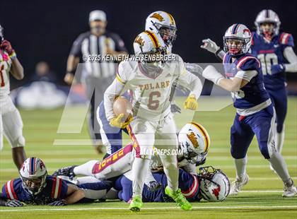 Thumbnail 2 in Tulare Union @ Tulare Western photogallery.