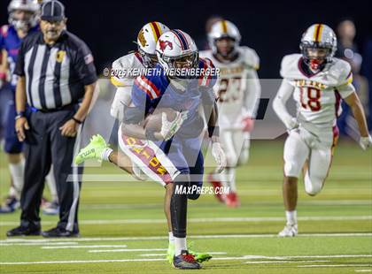 Thumbnail 1 in Tulare Union @ Tulare Western photogallery.