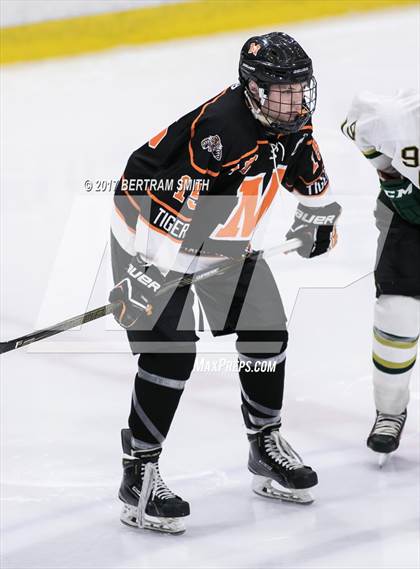 Thumbnail 1 in Mamaroneck vs. Williamsville North (NYSPHSAA Division I Semifinal) photogallery.