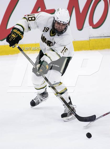 Thumbnail 2 in Mamaroneck vs. Williamsville North (NYSPHSAA Division I Semifinal) photogallery.