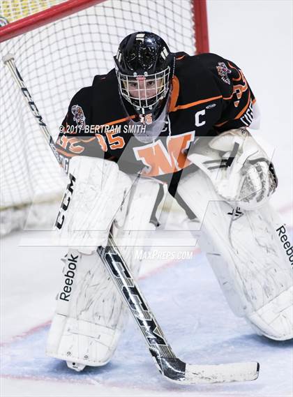 Thumbnail 2 in Mamaroneck vs. Williamsville North (NYSPHSAA Division I Semifinal) photogallery.