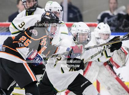 Thumbnail 1 in Mamaroneck vs. Williamsville North (NYSPHSAA Division I Semifinal) photogallery.