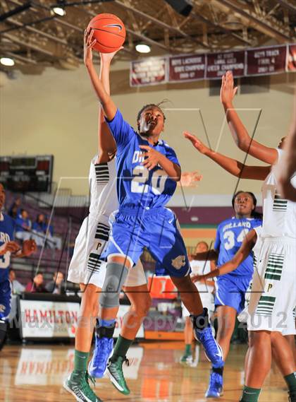 Thumbnail 2 in Dillard vs. Long Beach Poly (Nike Tournament of Champions) photogallery.