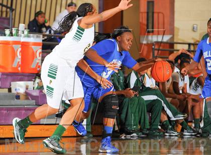 Thumbnail 1 in Dillard vs. Long Beach Poly (Nike Tournament of Champions) photogallery.