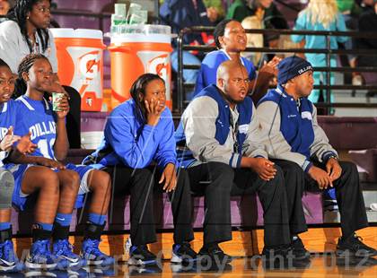 Thumbnail 2 in Dillard vs. Long Beach Poly (Nike Tournament of Champions) photogallery.