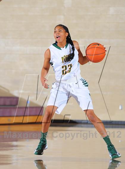 Thumbnail 1 in Dillard vs. Long Beach Poly (Nike Tournament of Champions) photogallery.