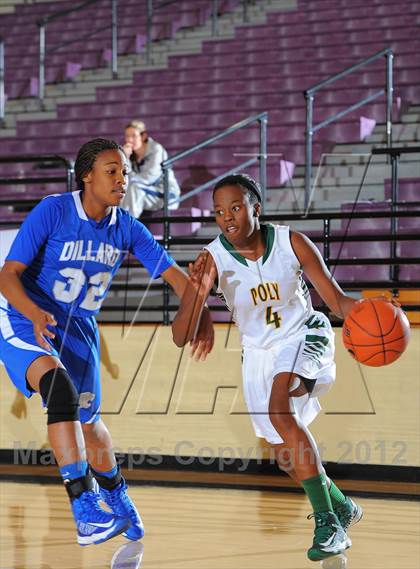 Thumbnail 1 in Dillard vs. Long Beach Poly (Nike Tournament of Champions) photogallery.