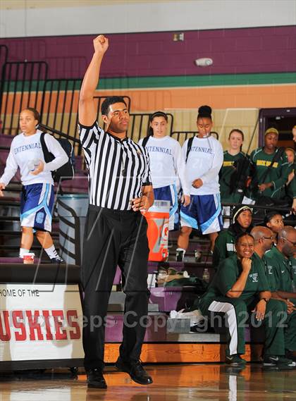 Thumbnail 1 in Dillard vs. Long Beach Poly (Nike Tournament of Champions) photogallery.