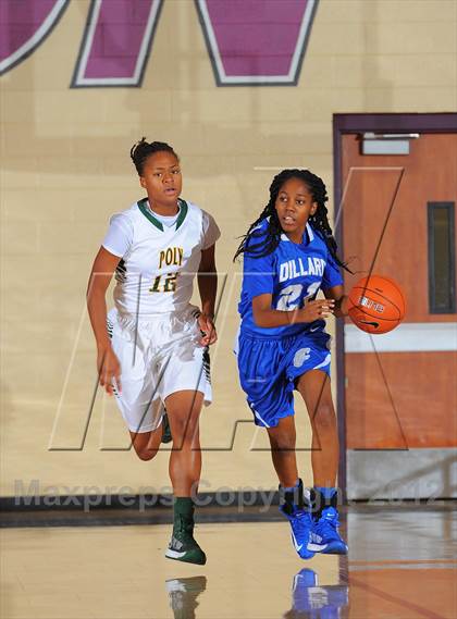 Thumbnail 2 in Dillard vs. Long Beach Poly (Nike Tournament of Champions) photogallery.