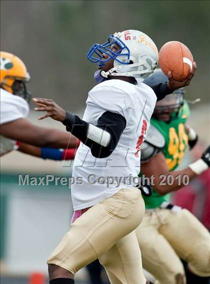 Thumbnail 1 in Florida Shrine Bowl photogallery.