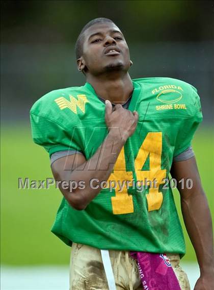 Thumbnail 1 in Florida Shrine Bowl photogallery.