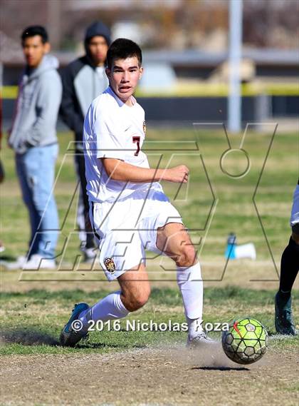 Thumbnail 3 in Harvard-Westlake vs Knight (Hart Tournament) photogallery.