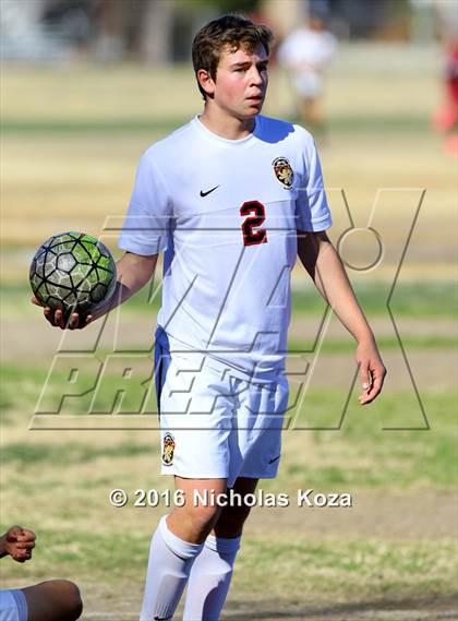 Thumbnail 2 in Harvard-Westlake vs Knight (Hart Tournament) photogallery.