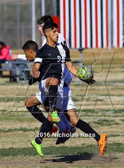 Thumbnail 2 in Harvard-Westlake vs Knight (Hart Tournament) photogallery.