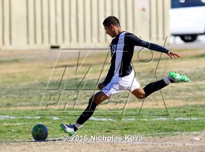 Thumbnail 2 in Harvard-Westlake vs Knight (Hart Tournament) photogallery.