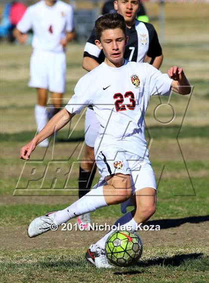 Thumbnail 2 in Harvard-Westlake vs Knight (Hart Tournament) photogallery.