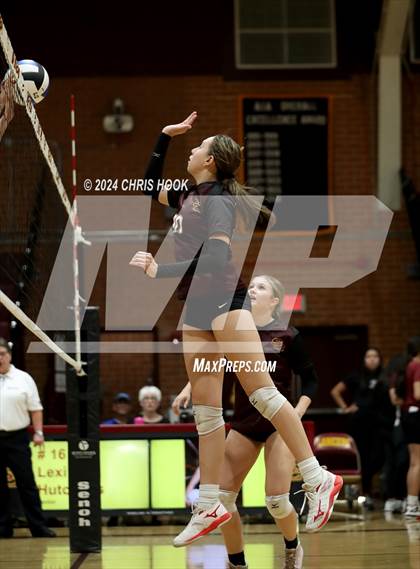 Thumbnail 1 in Mica Mountain @ Salpointe Catholic photogallery.