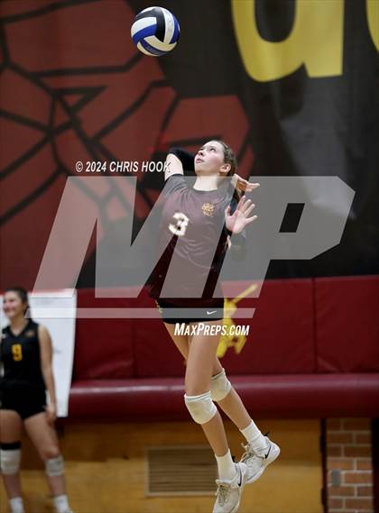 Thumbnail 1 in Mica Mountain @ Salpointe Catholic photogallery.