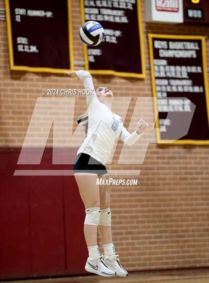 Thumbnail 1 in Mica Mountain @ Salpointe Catholic photogallery.