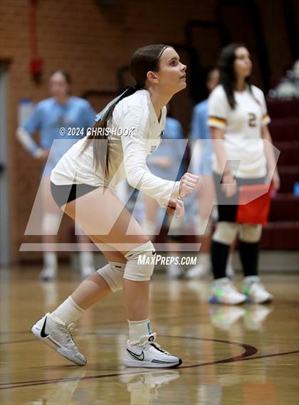 Thumbnail 3 in Mica Mountain @ Salpointe Catholic photogallery.